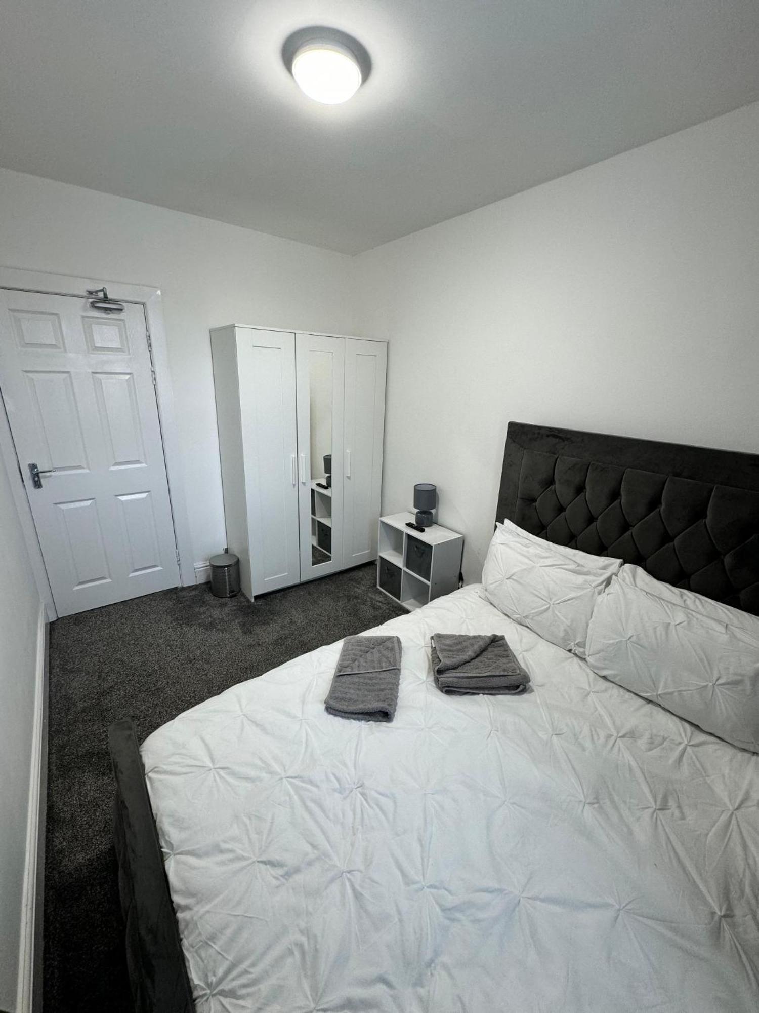 Luxury Ensuite Rooms @ Kingsley Terrace Νιούκασλ Εξωτερικό φωτογραφία